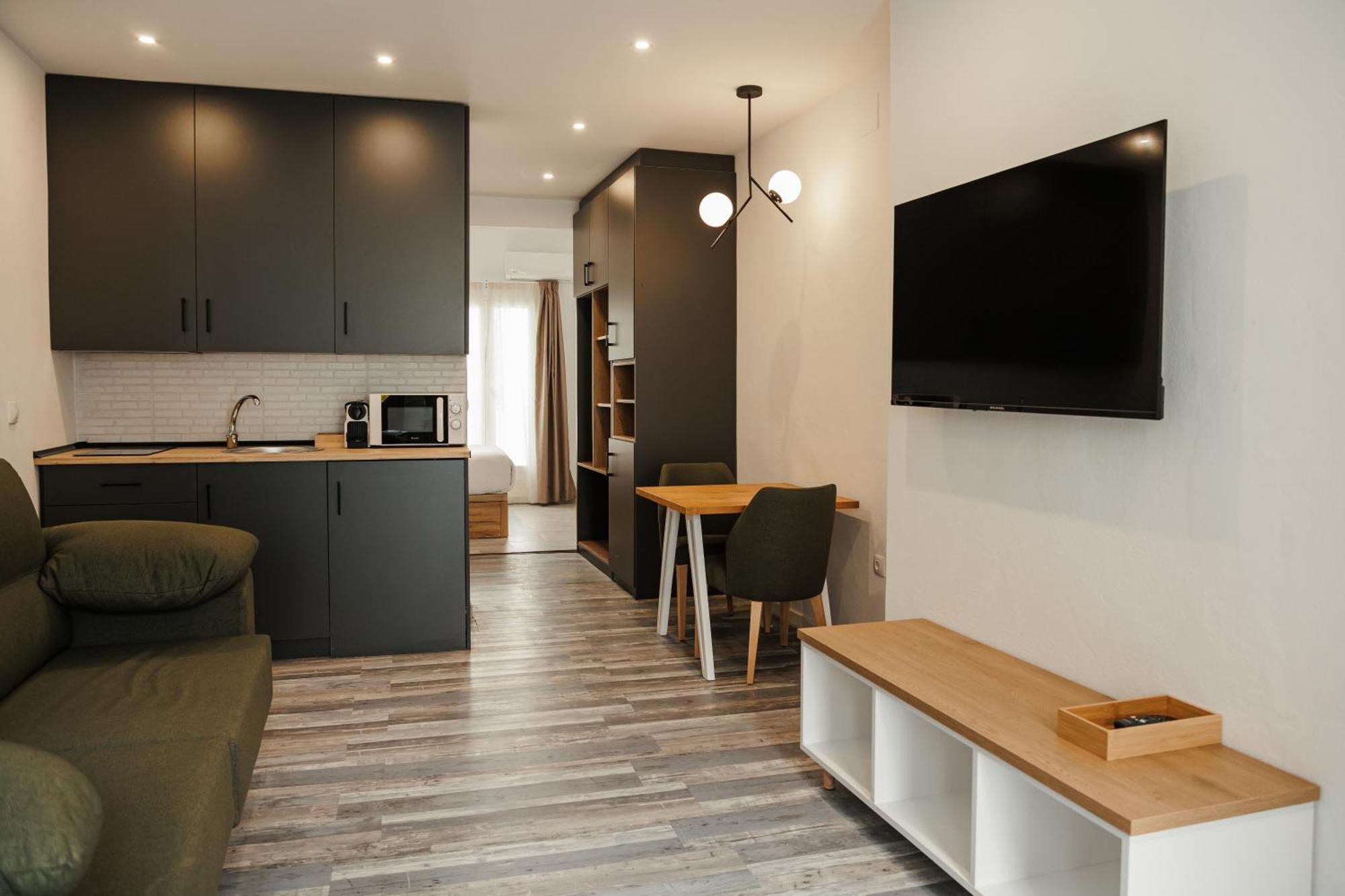 Astuto 21 Suites - Adults Only Херес-де-ла-Фронтера Экстерьер фото